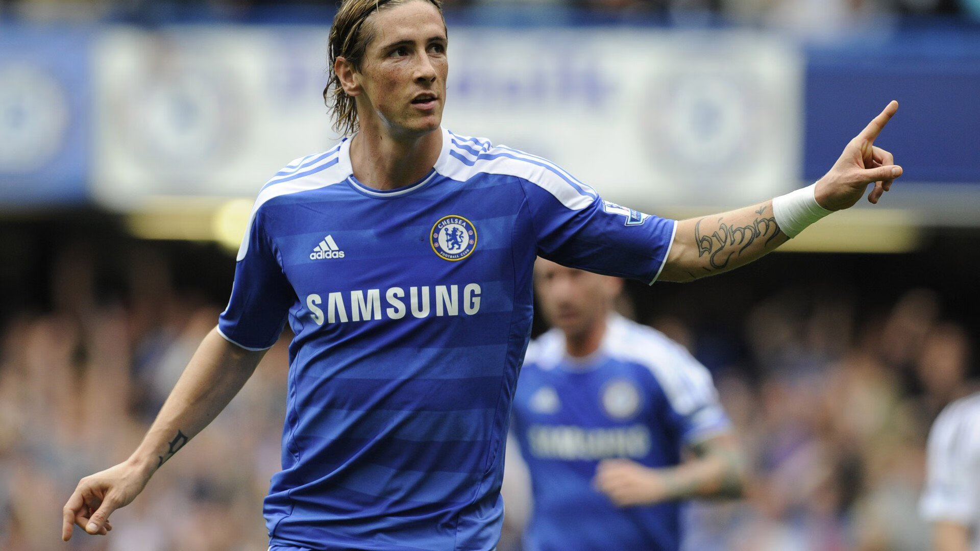 C罗光环下的战术革命，非洲新势力如何用反巨星体系改写足球逻辑？