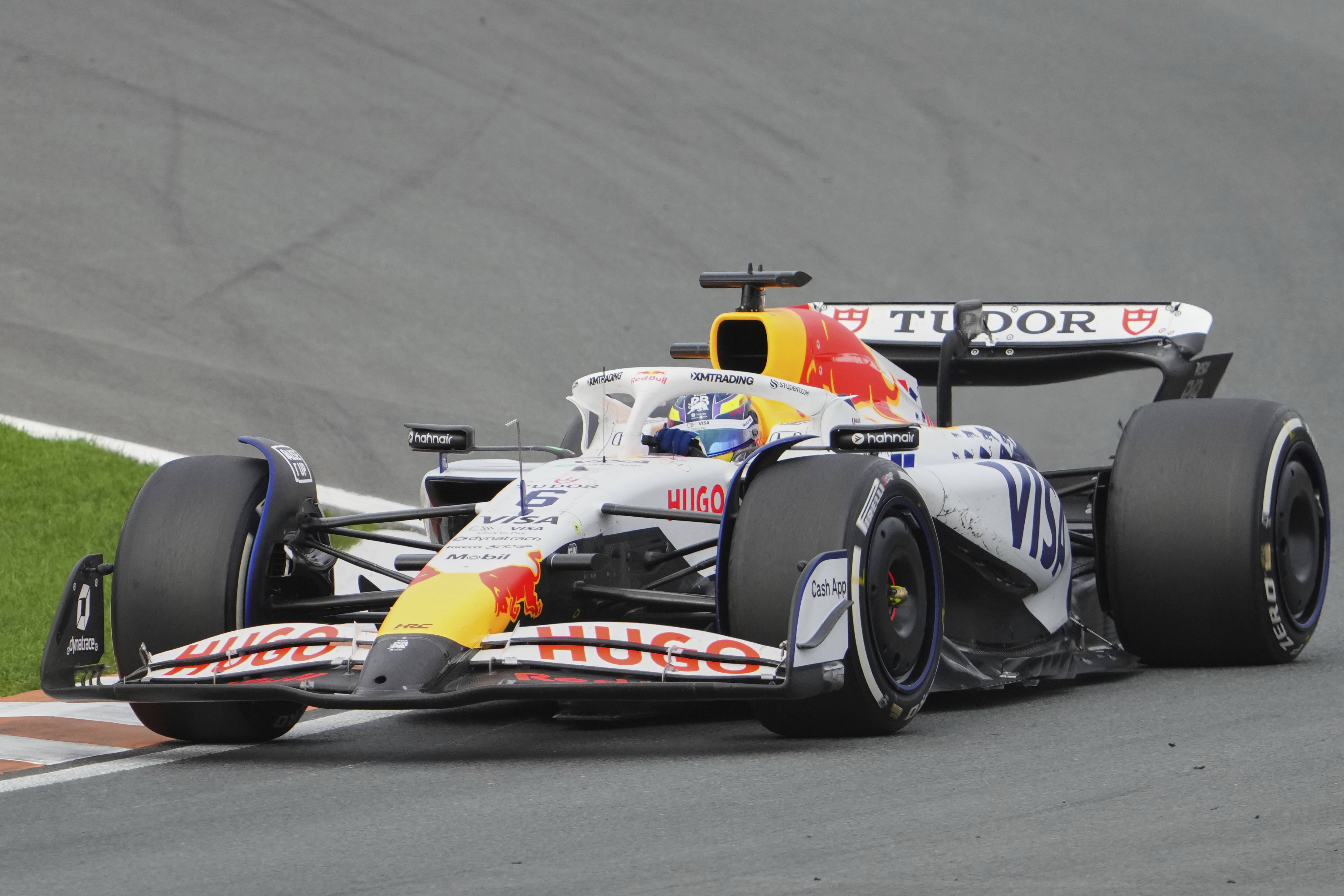 索伯车队力克红牛二队，勒克莱尔状态火热